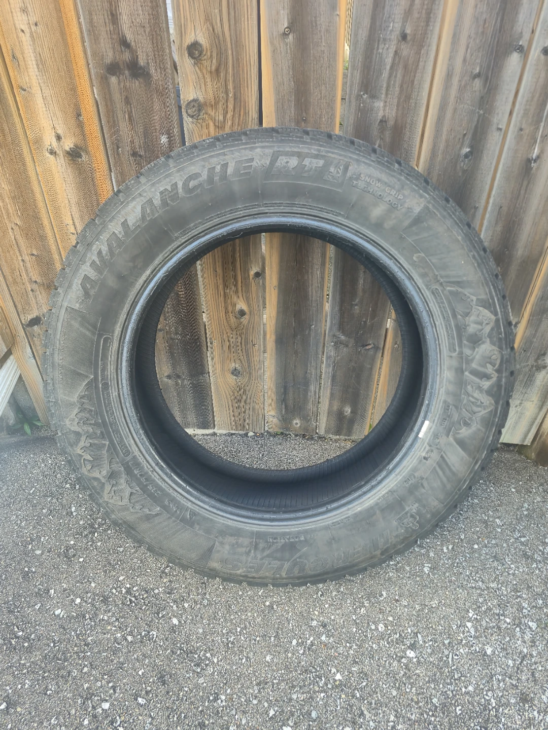 Hercules Avalanche RT Tire 235/60R18