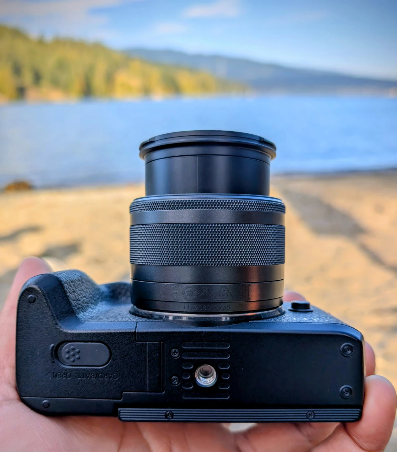 Canon EOS M6 Mark II Mirrorless Camera with 15-45mm Lens - photo 3