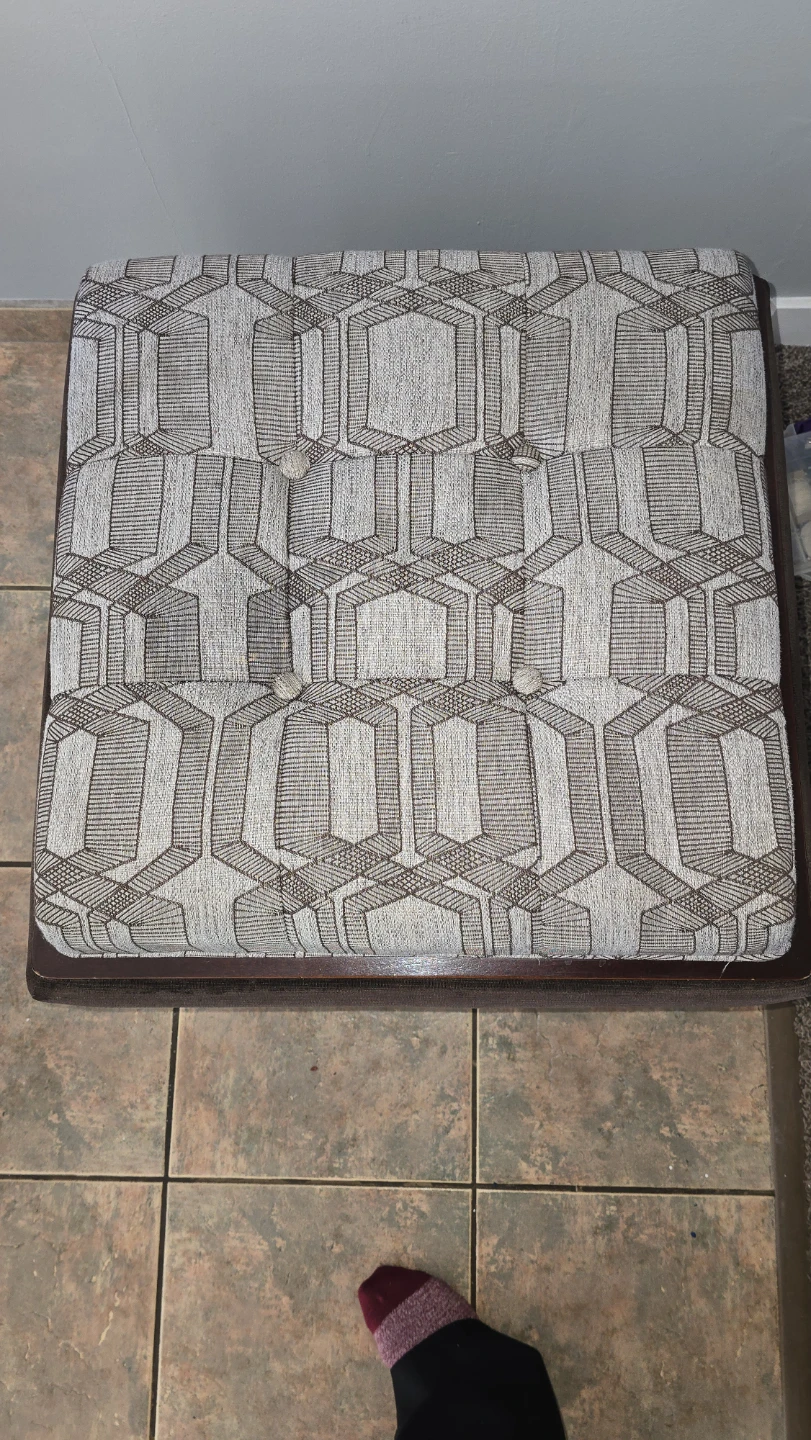 Storage Ottoman with Reversible Tray Top - photo 3