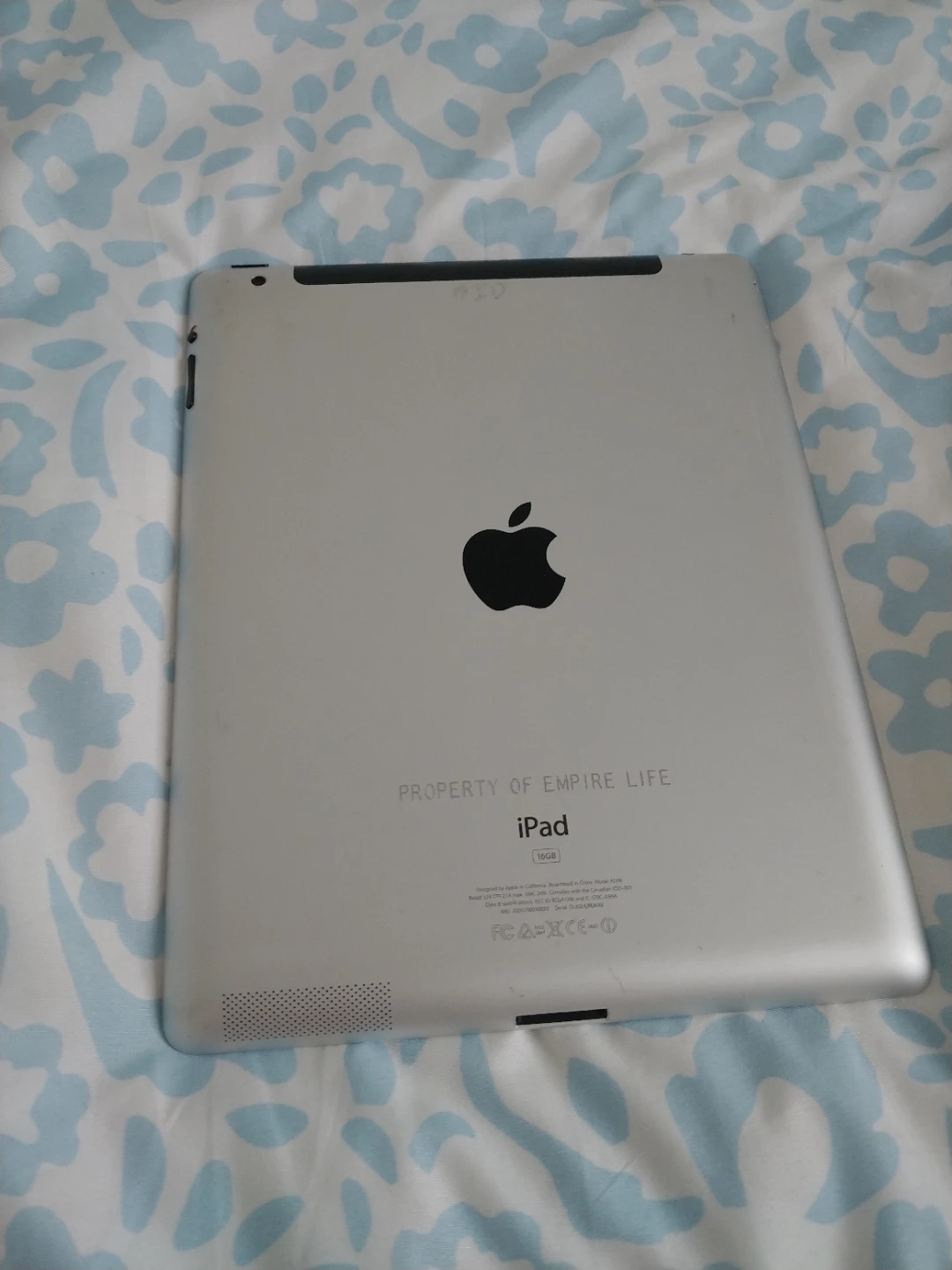 iCloud locked iPad 3rd gen for parts or repair - photo 2