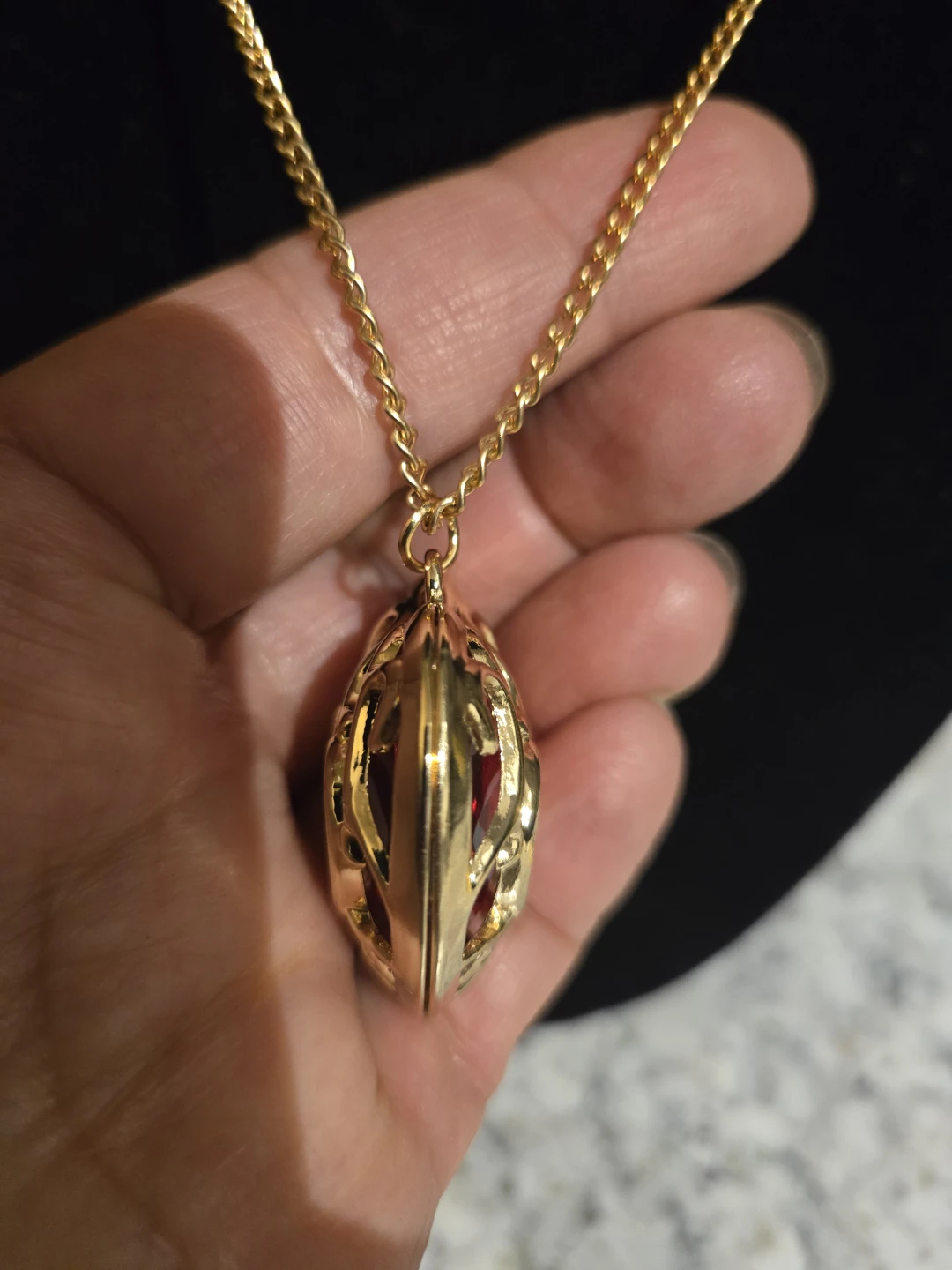 Gold-Tone Heart Pendant Necklace - photo 3