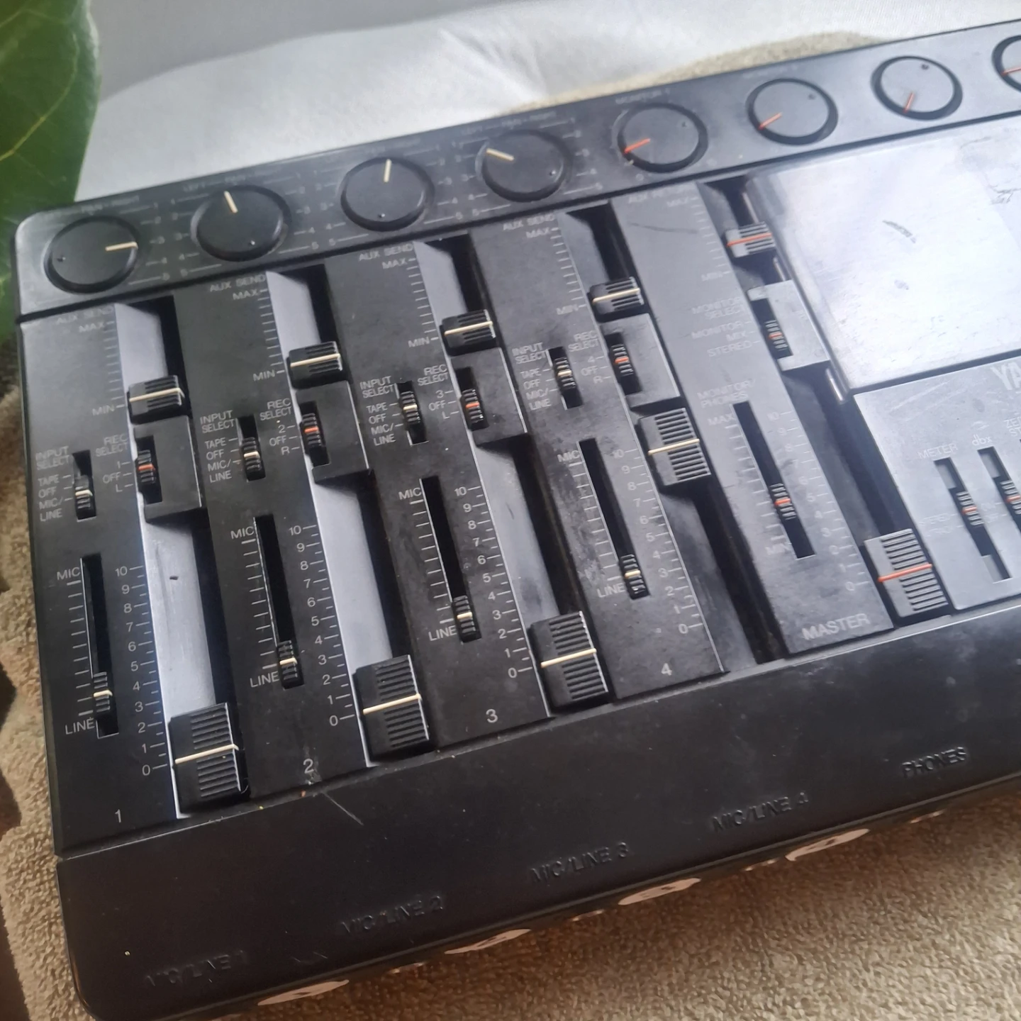 YAMAHA MT 100 ii 4 track cassette recorder - photo 2