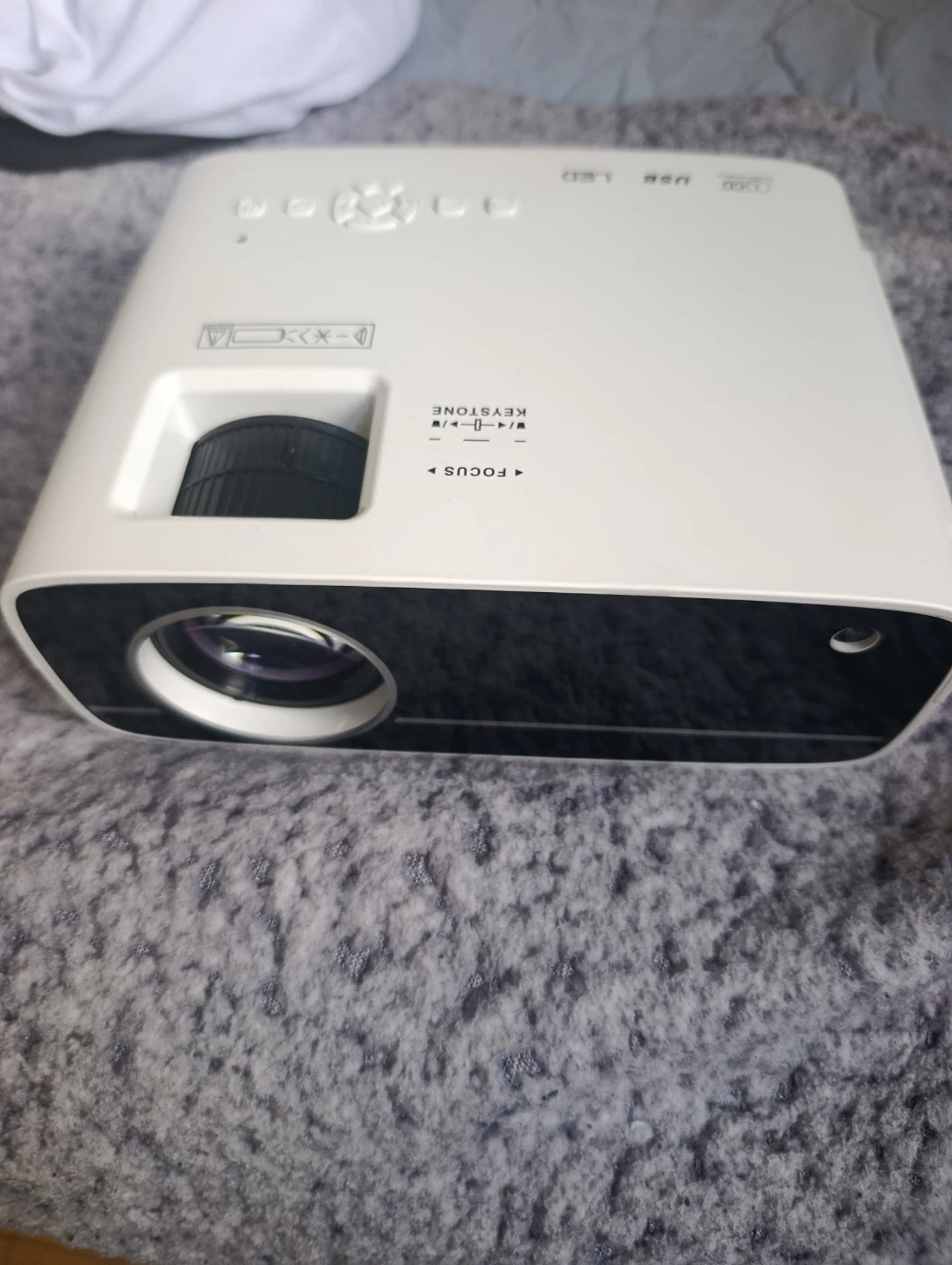 LCD LED Projector with Screen - photo 3