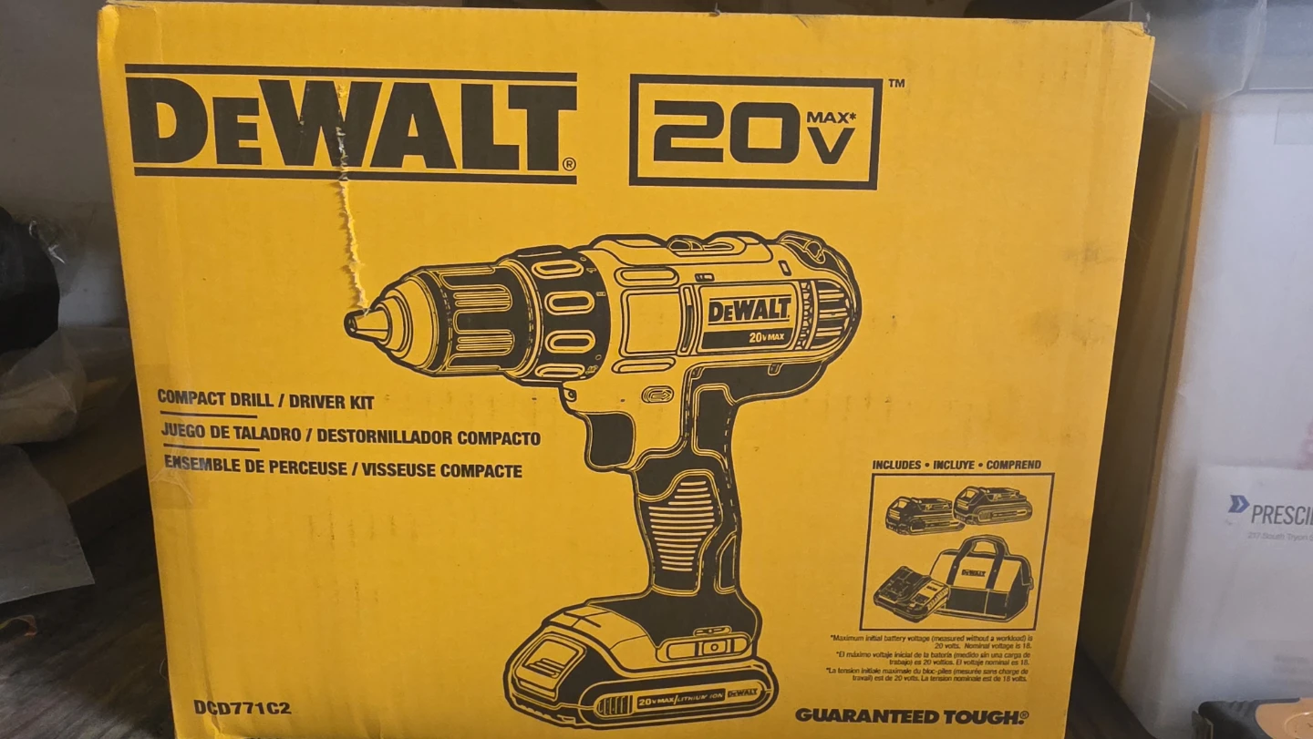 DeWalt 20V Max Compact Drill/Driver Kit - photo 2