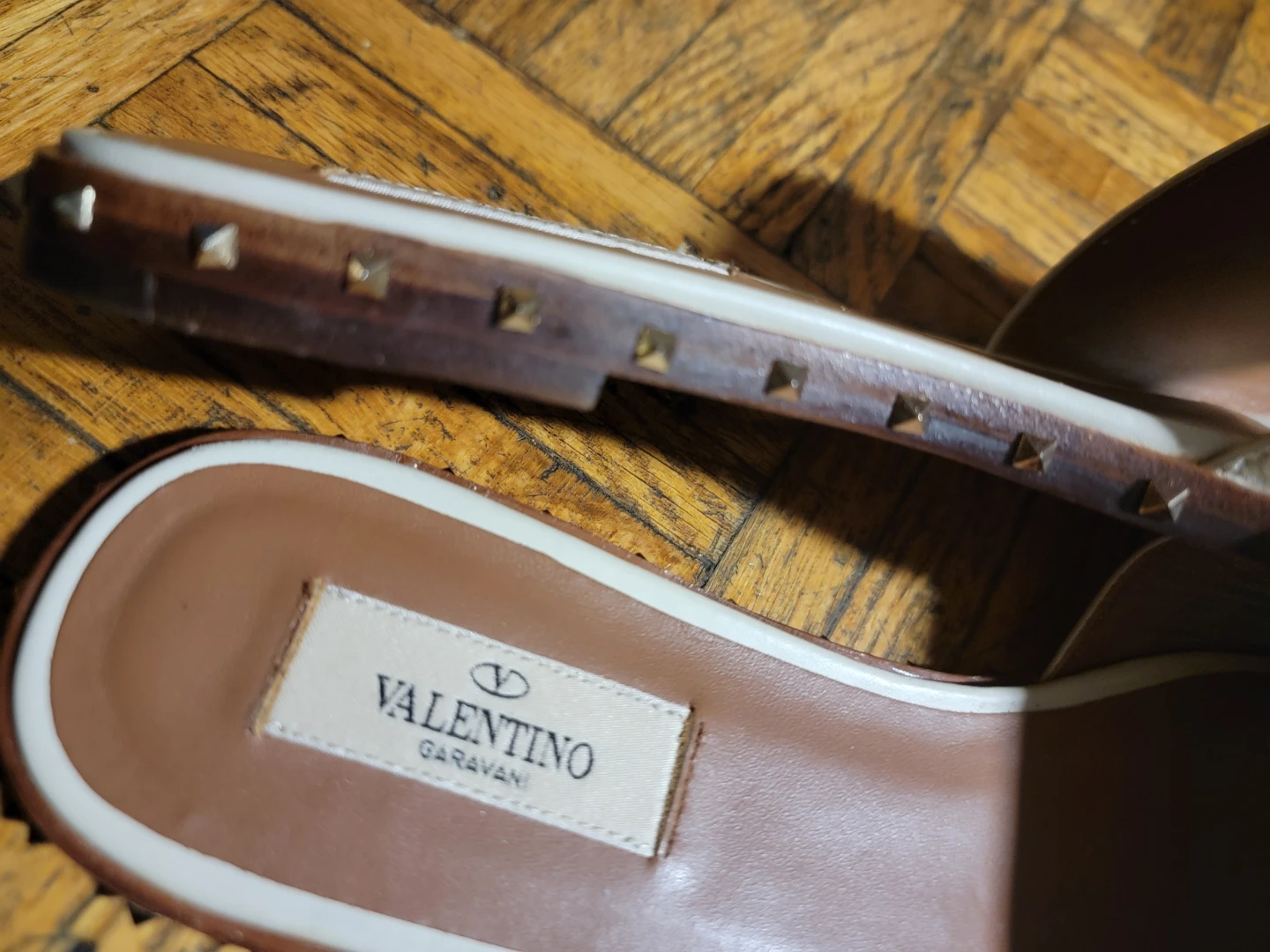 Valentino Garavani white slide sandals - photo 2