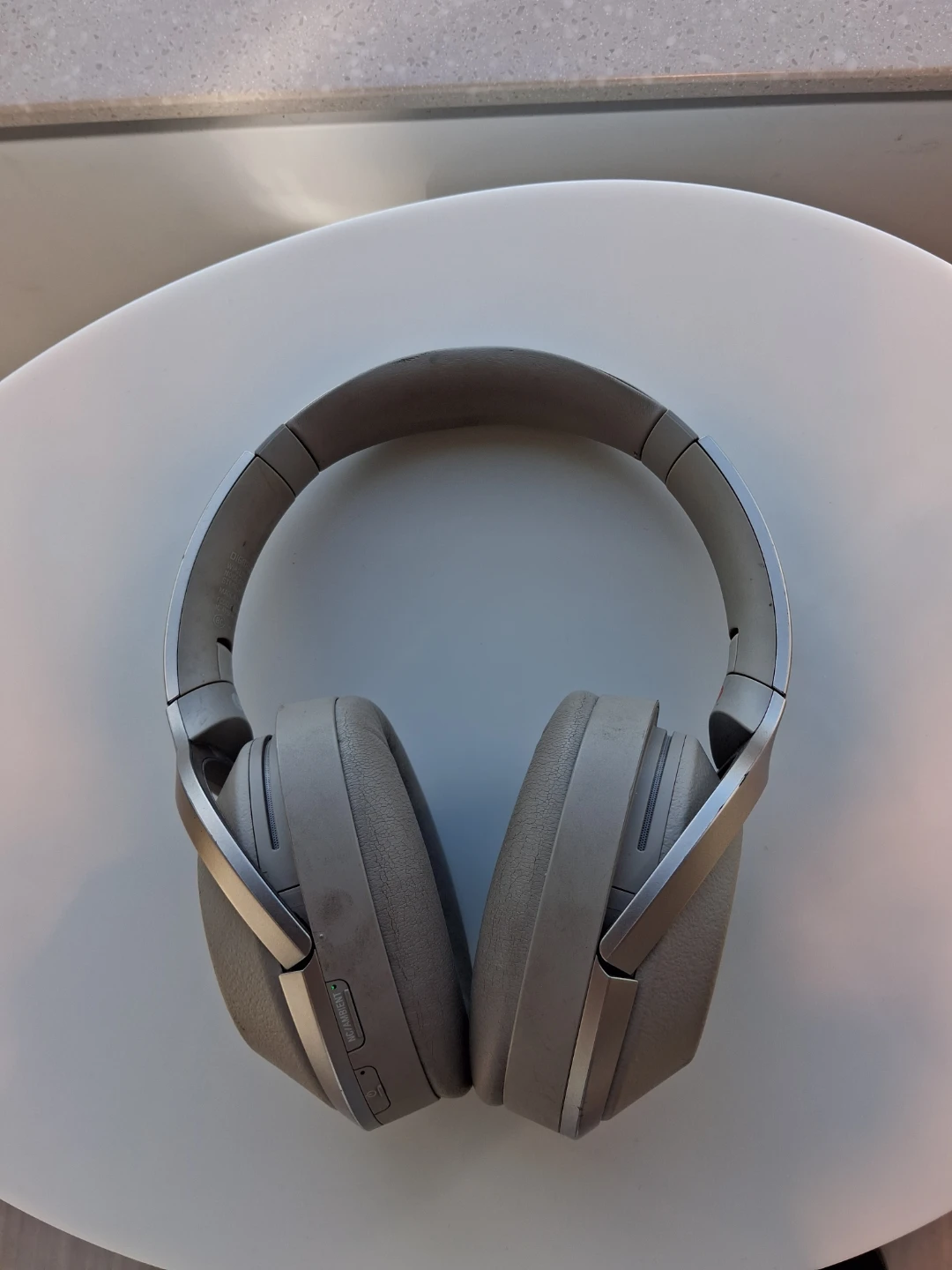 Sony WH-1000XM2 Wireless Headphones - photo 5