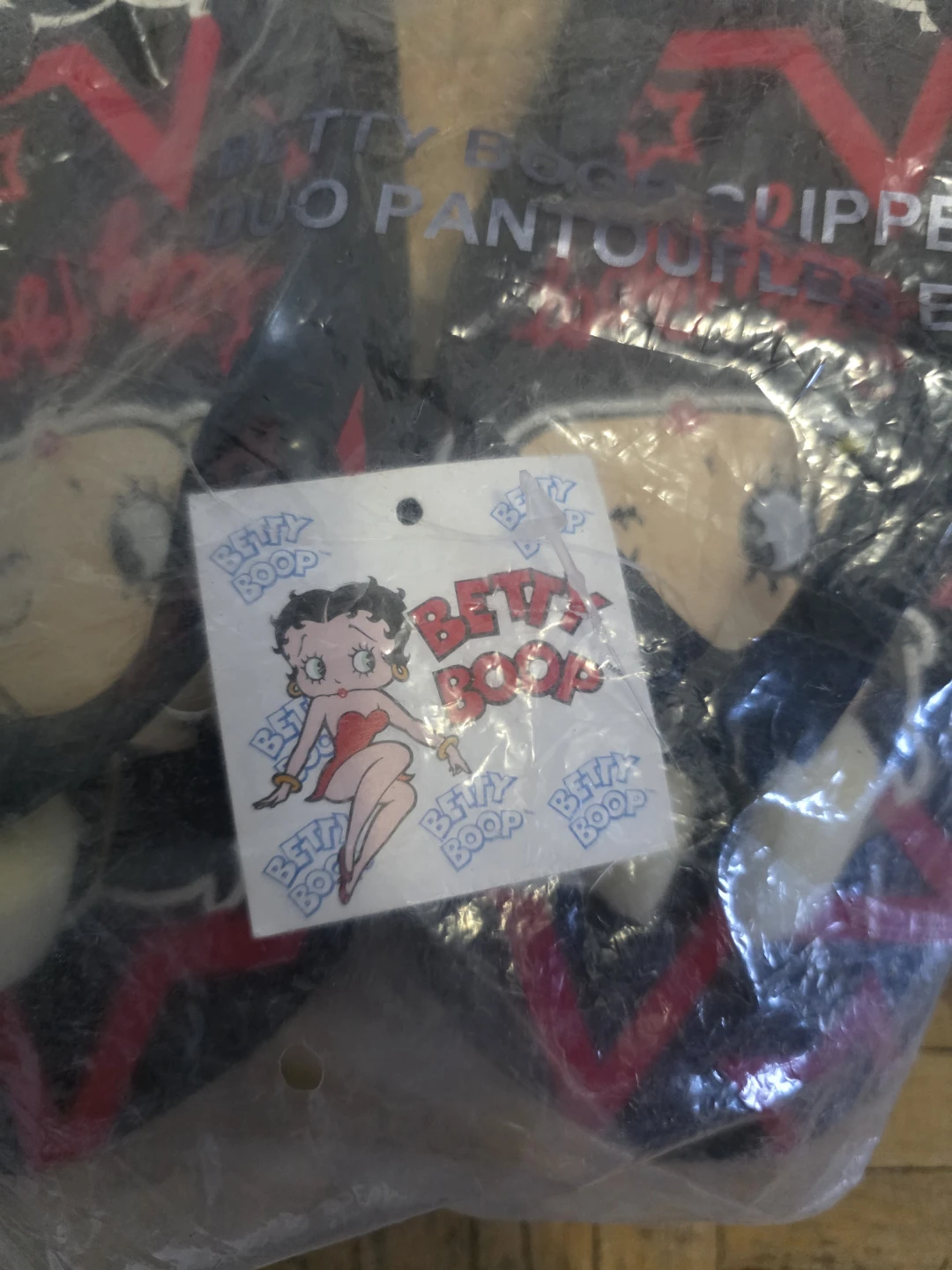 Betty Boop Vintage Flip Flops - photo 2