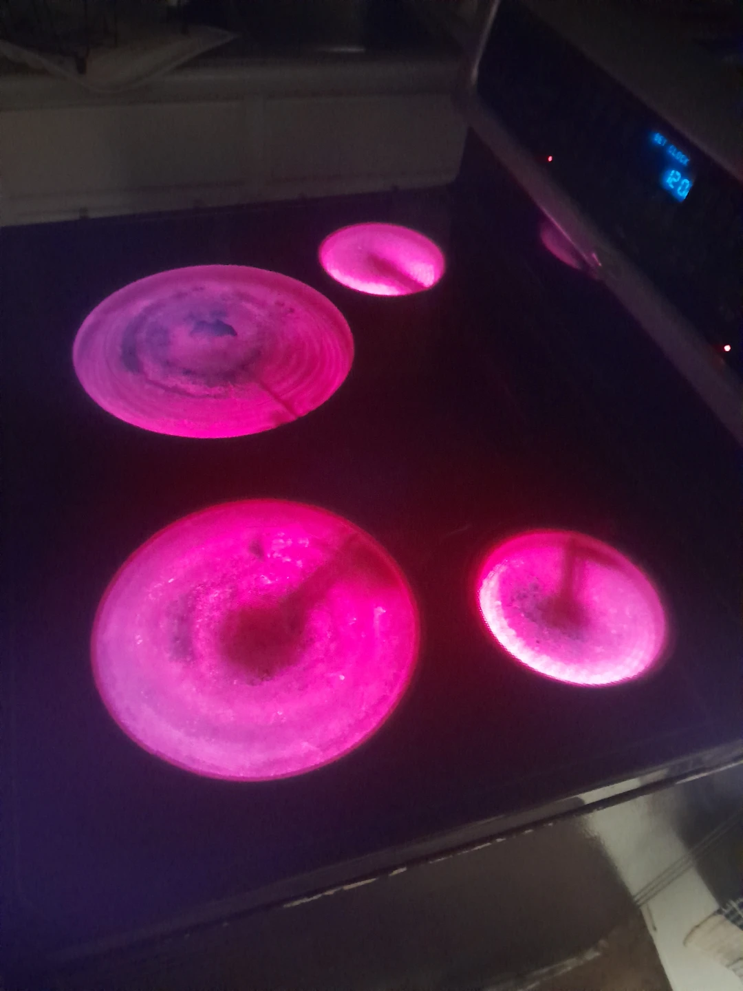 Whirlpool Electric Stove - photo 3