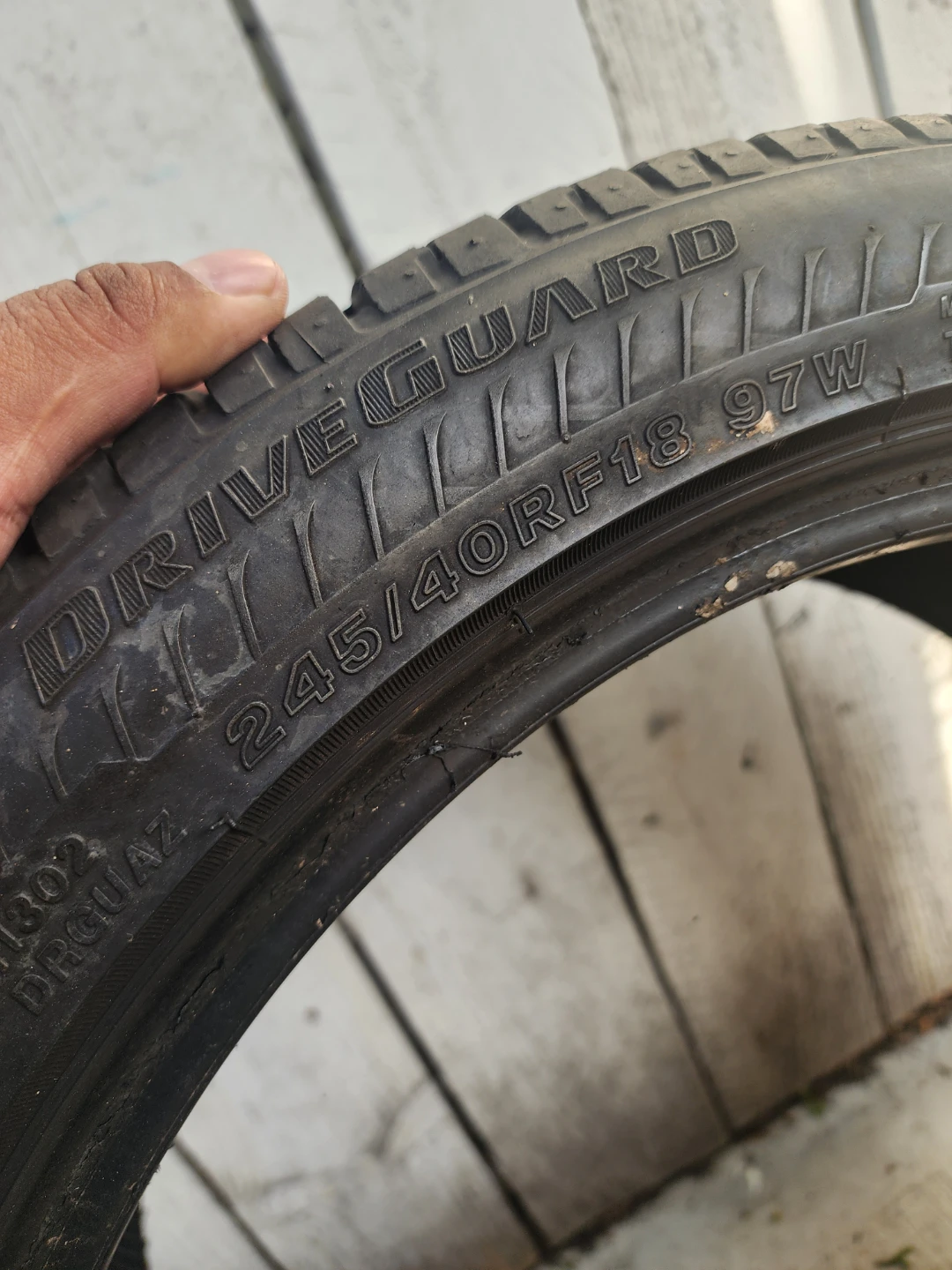 BMW Run-Flat Tire – 245/40 R18 97W