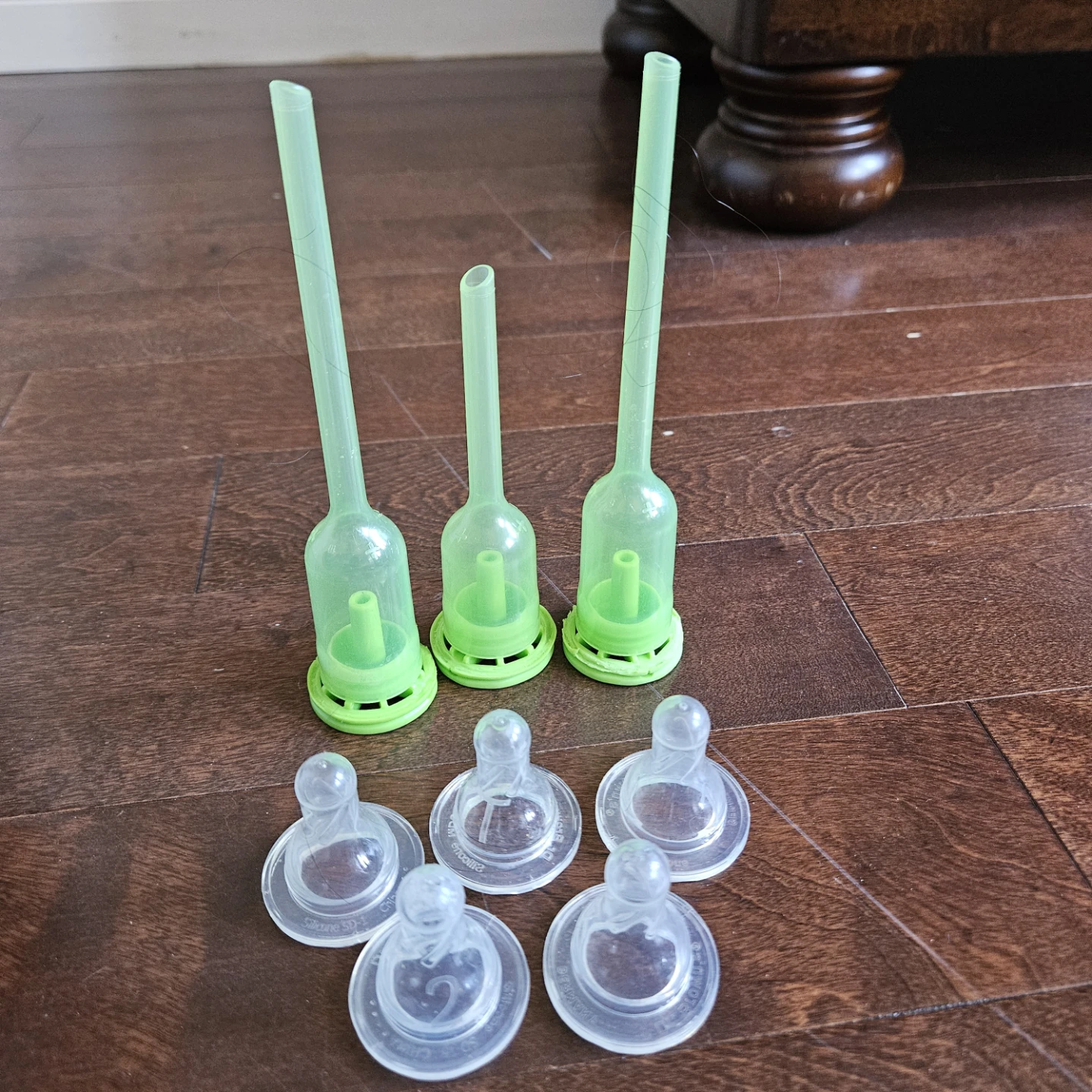 Dr. Brown's baby bottle parts set - photo 5