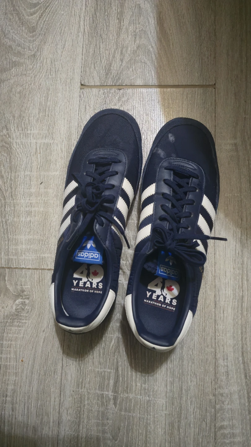 Adidas Terry Fox 40 Years Marathon of Hope Sneakers