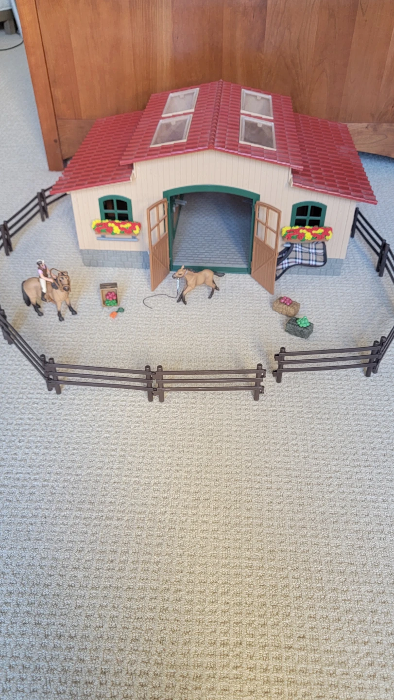 Schleich Horse Club Riding Centre. - photo 2