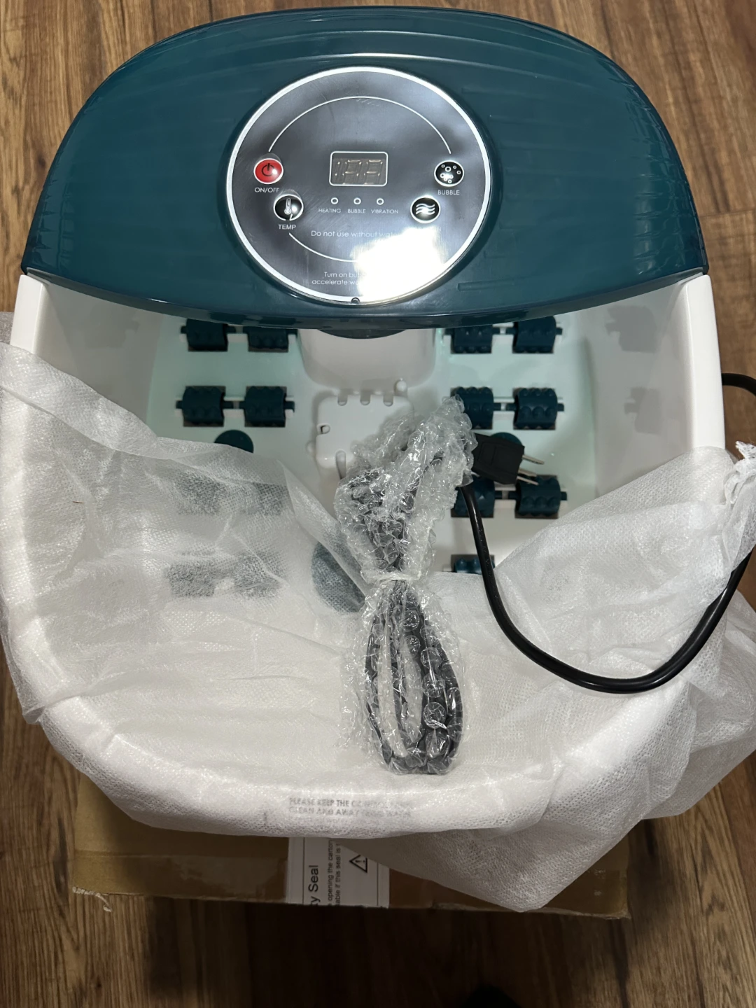 Foot Spa Massager with Heat and Bubbles Model XKAM-SPA18 - photo 2