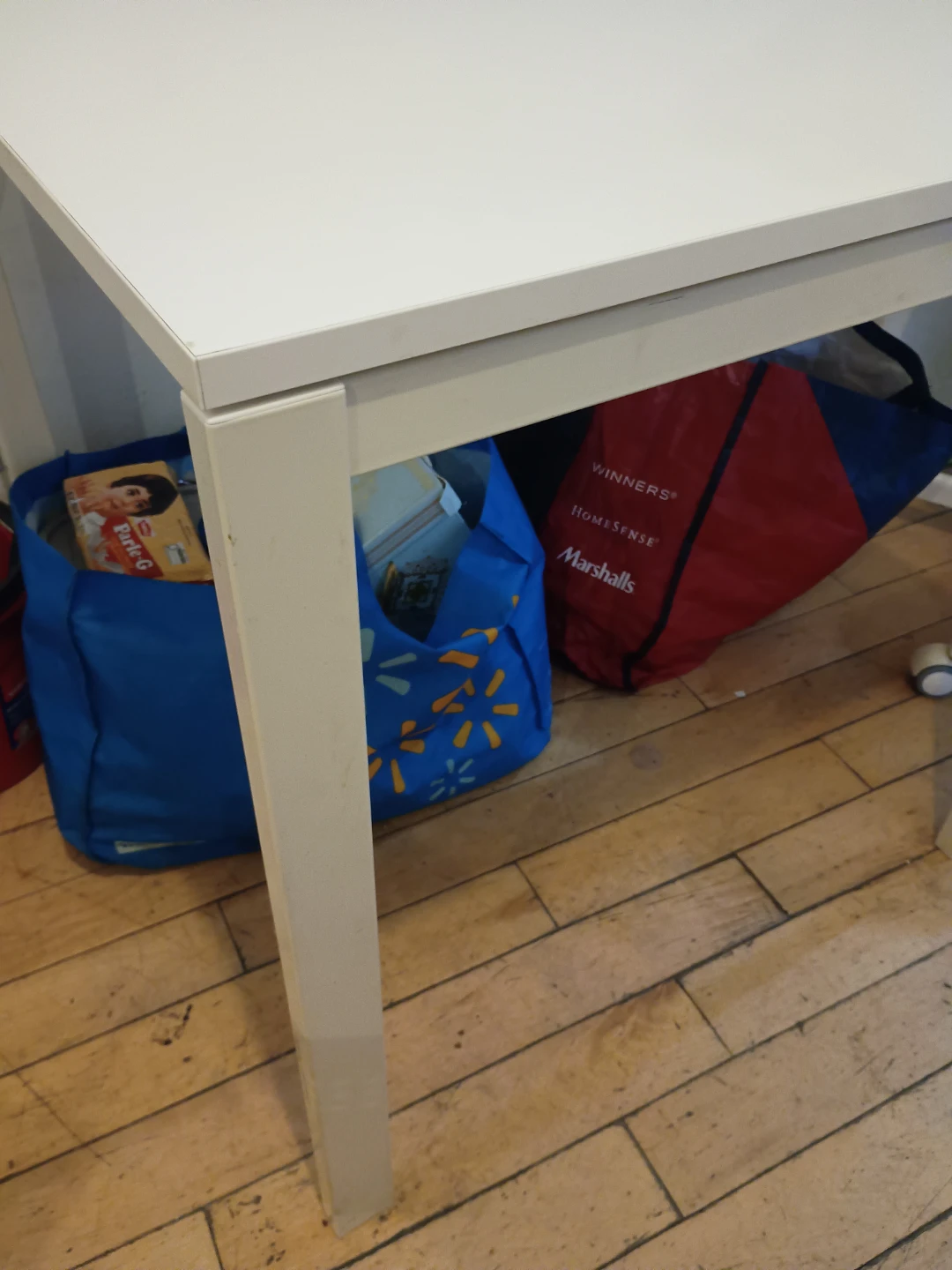 White IKEA Dine Tablebor desk - photo 3