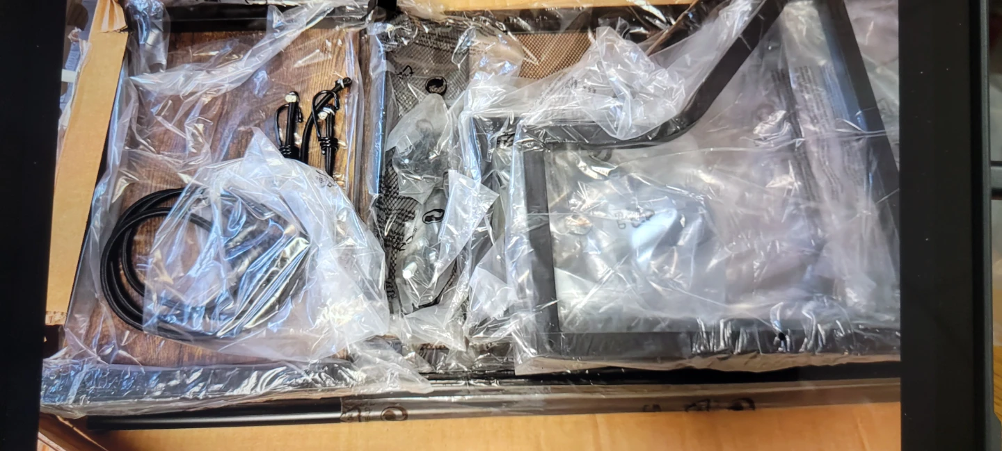 Bnib. Rolling golf bag storage rack