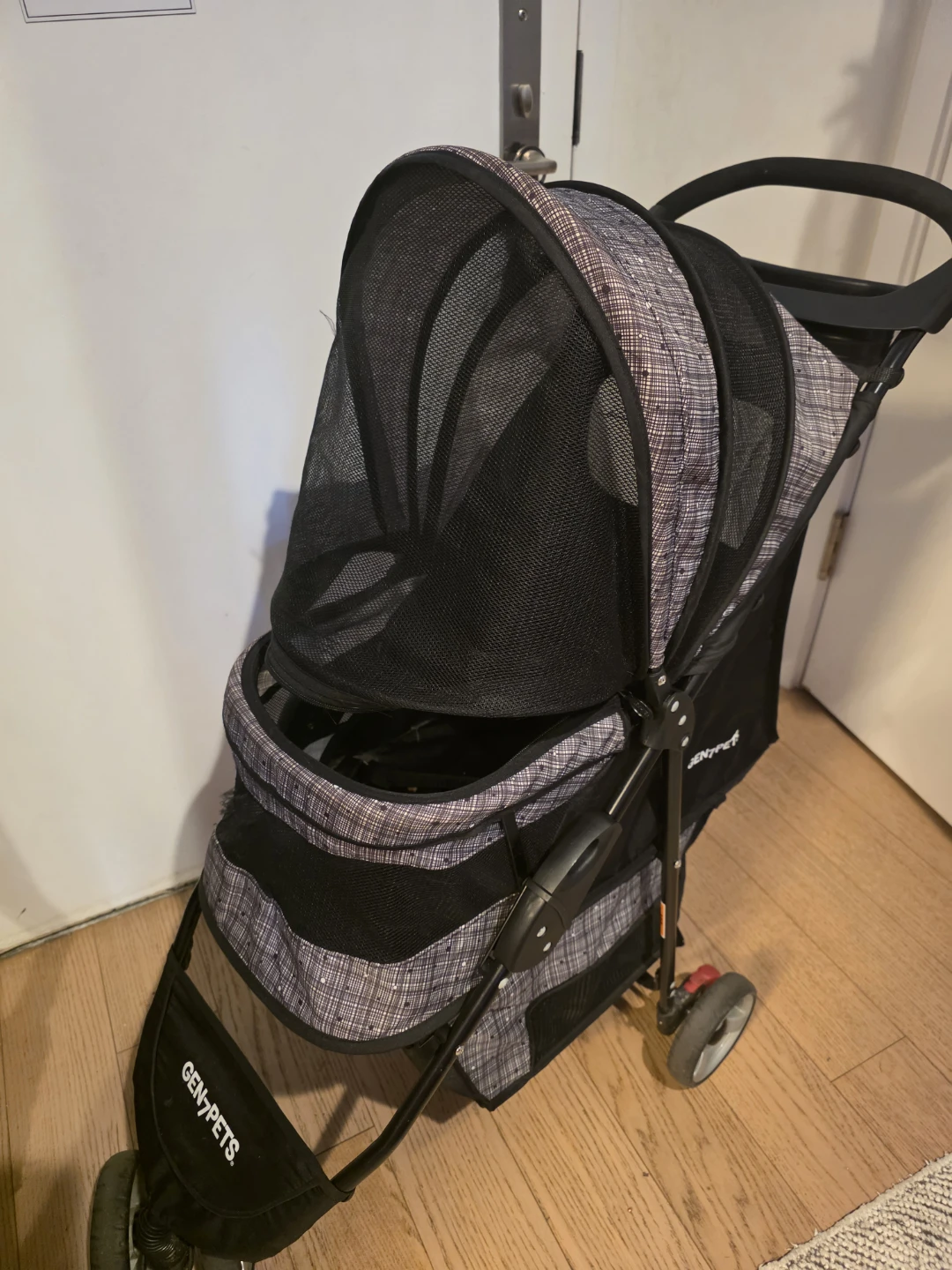 Pet stroller