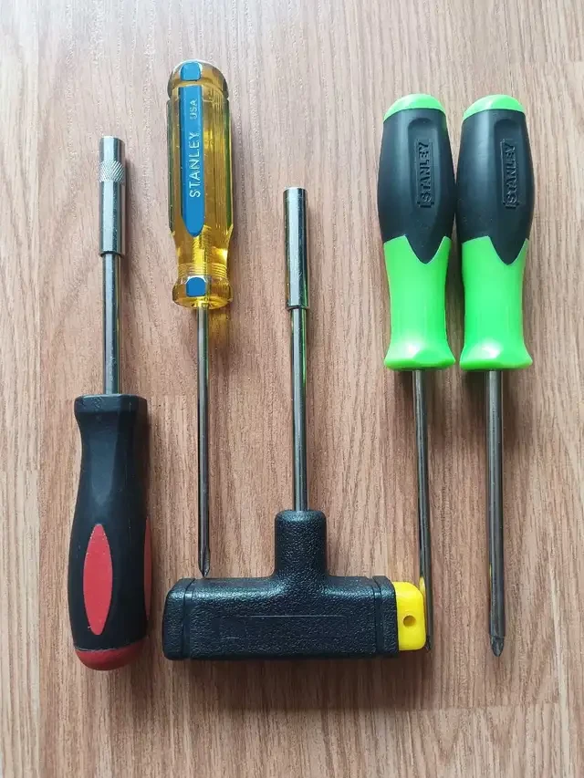 Hex Bit Drivers and Stanley PH1, PZ1, PZ2 Screwdrivers