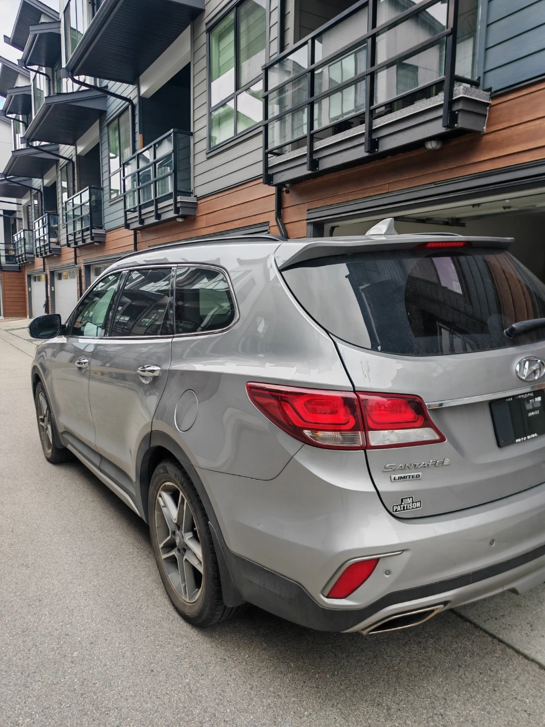 2018 Hyundai Santa Fe XL Limited AWD - photo 2