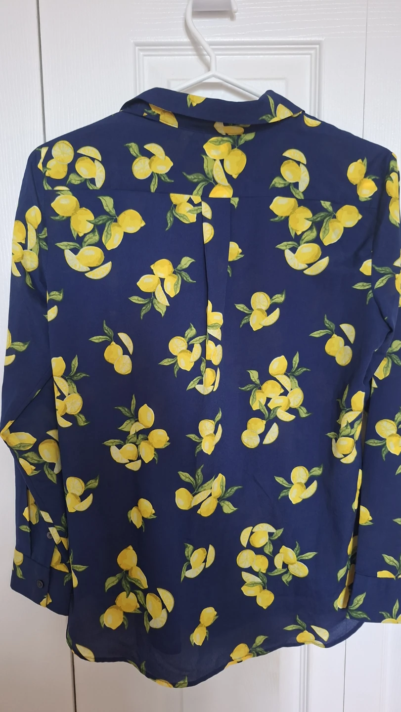 Banana Republic Lemon Print Shirt - photo 3