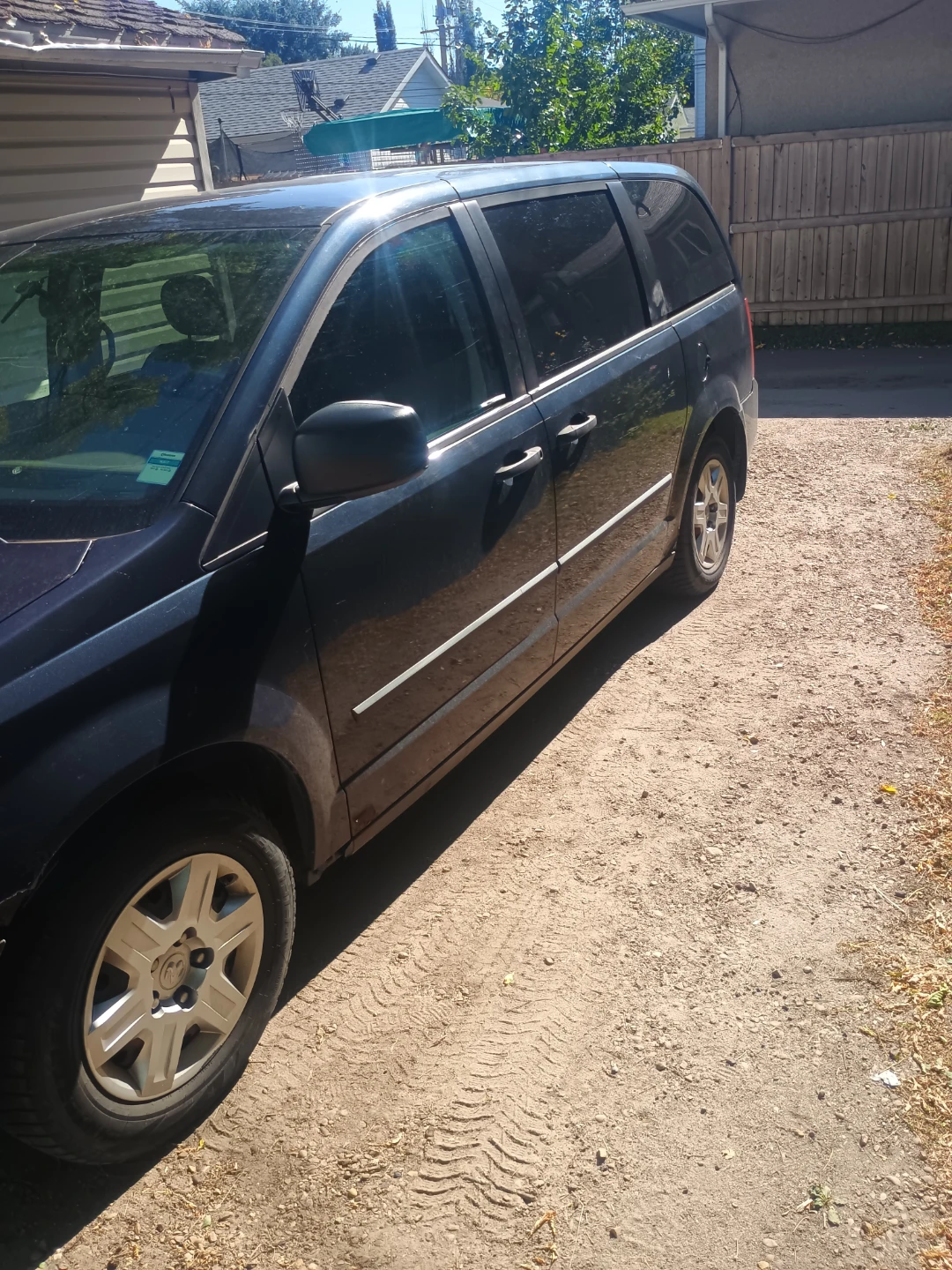 Dodge Grand Caravan dark blue minivan - photo 5