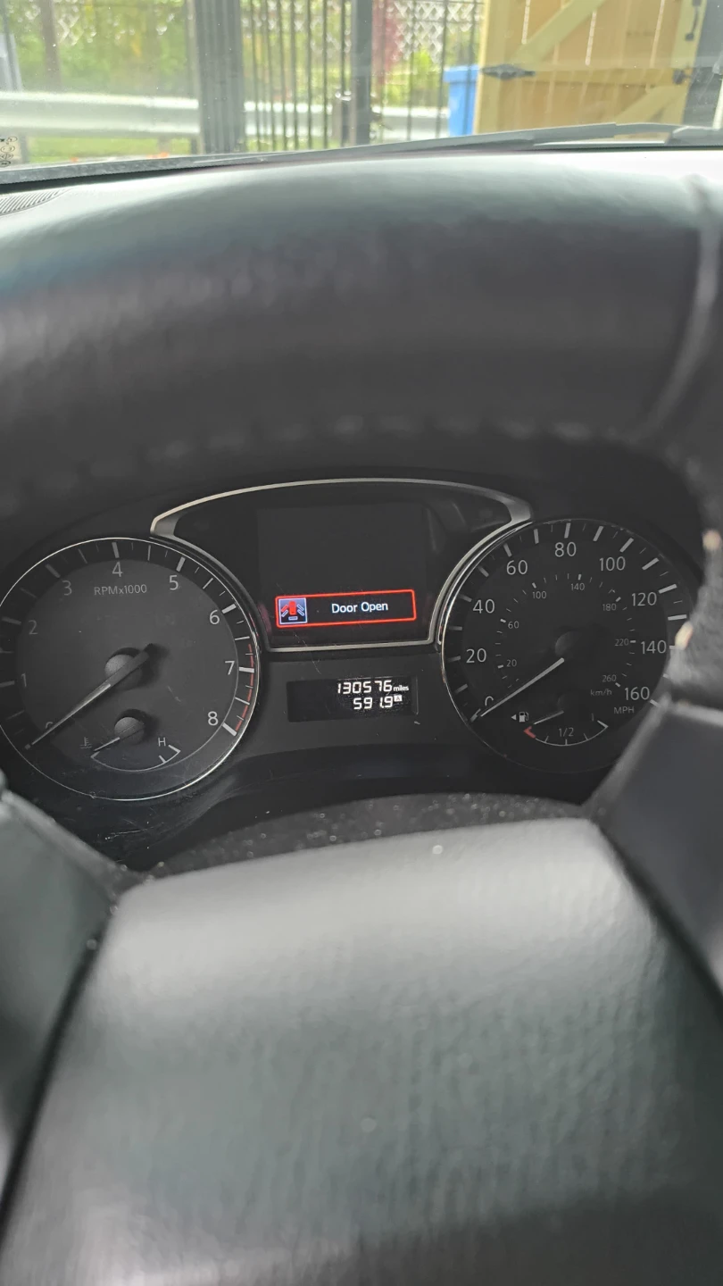Nissan Pathfinder V6 - photo 4