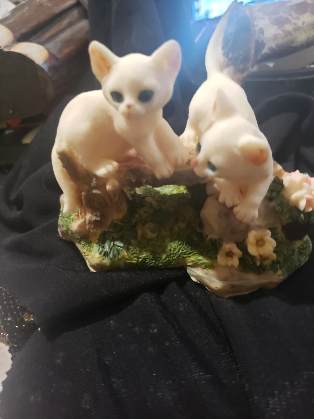 Two Kitten Decorative Figurine