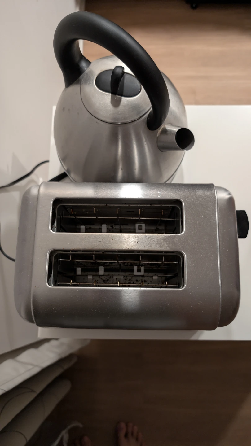 Cuisinart classic stainless steel kettle and toaster - photo 2