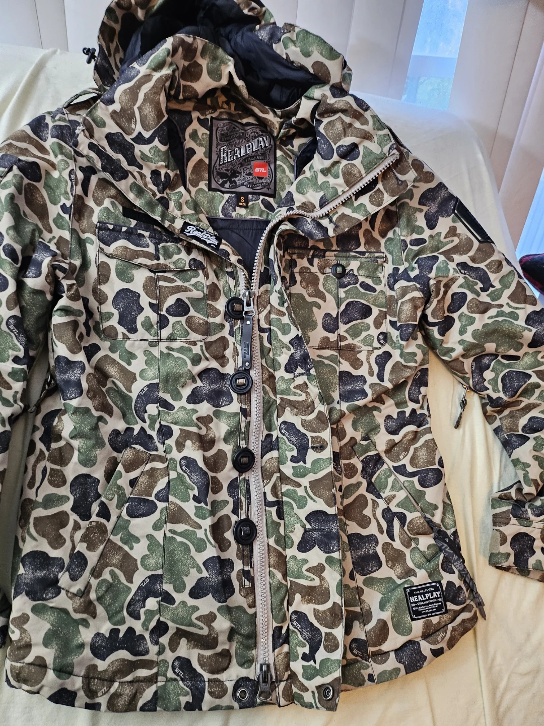Not worn STL Realplay Camouflage Snowboard Jacket - photo 3