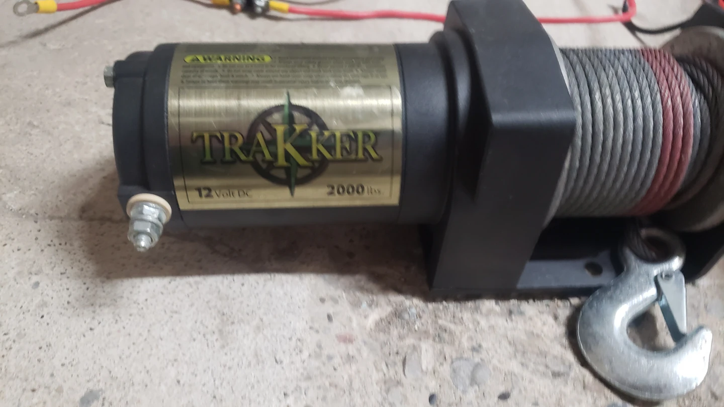 trakker 2000 lb winch - photo 2