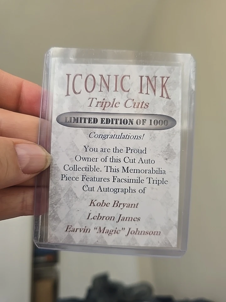 Iconic Ink Triple Cuts Collectible Card . / - photo 3