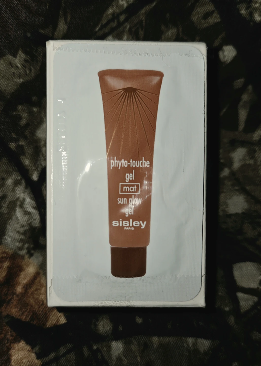 Sisley Paris Phyto-Touche Gel, Box Of 20 .05oz Samples - photo 2