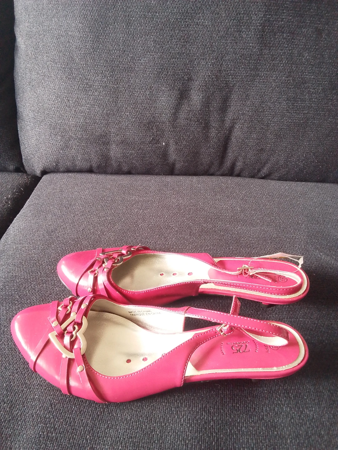 Pink Heart Accent Slingback Shoes - photo 2