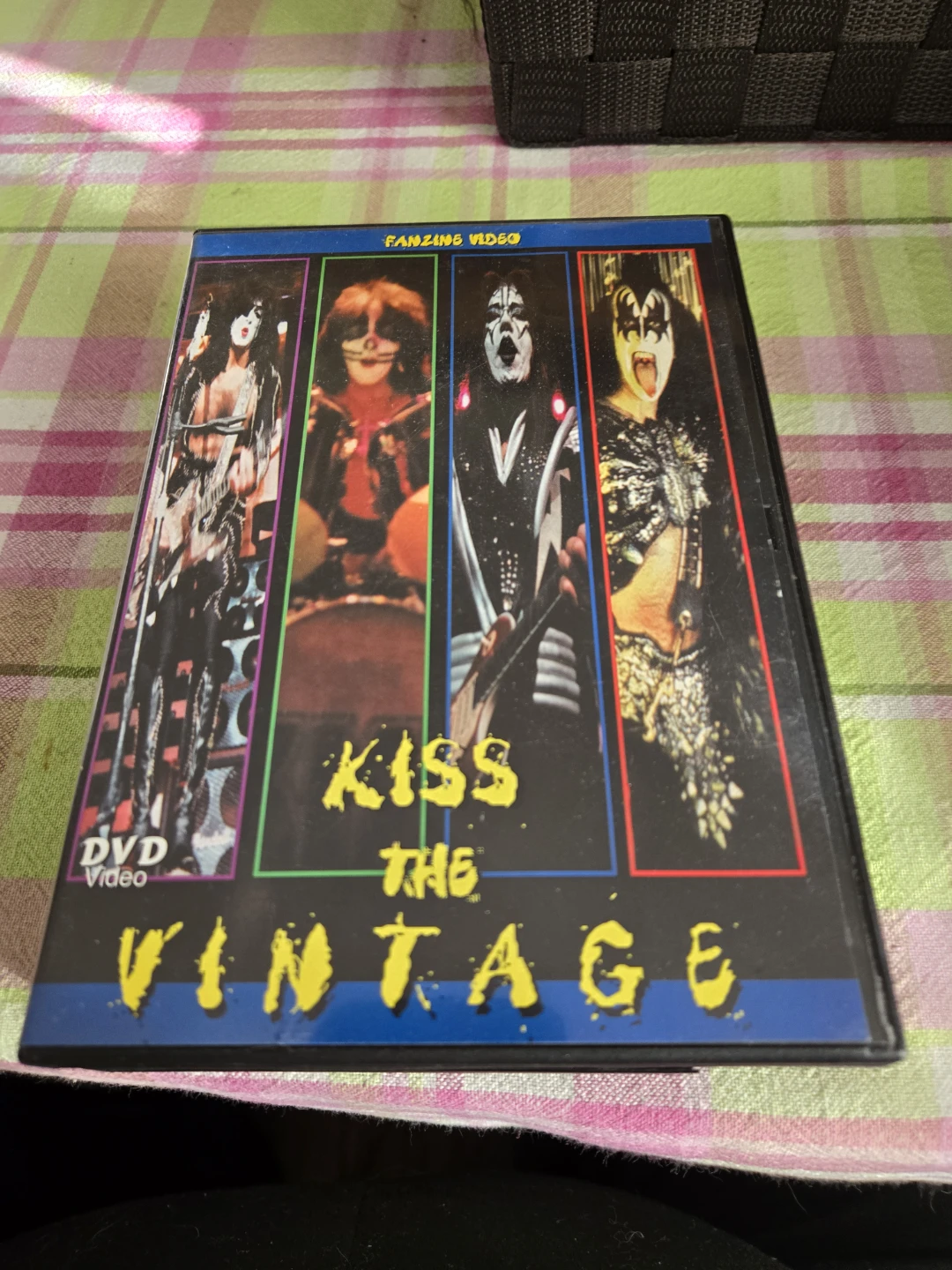 10 KISS DVDS MUST SELL