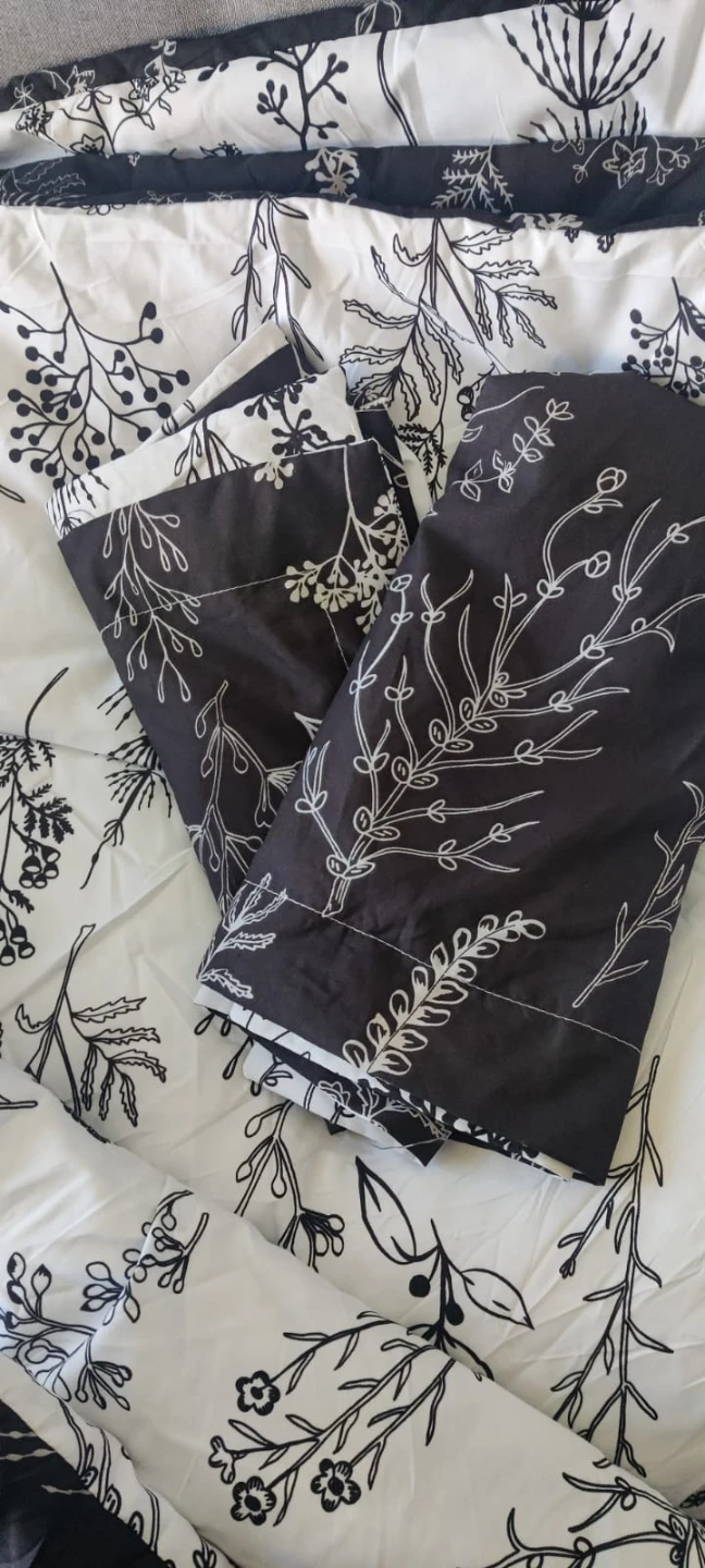 Wayfair Floral Comforter Set king size with pillow shams - photo 2