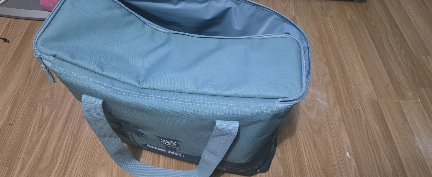 Trader Joe's Insulated Cooler Bag - photo 3