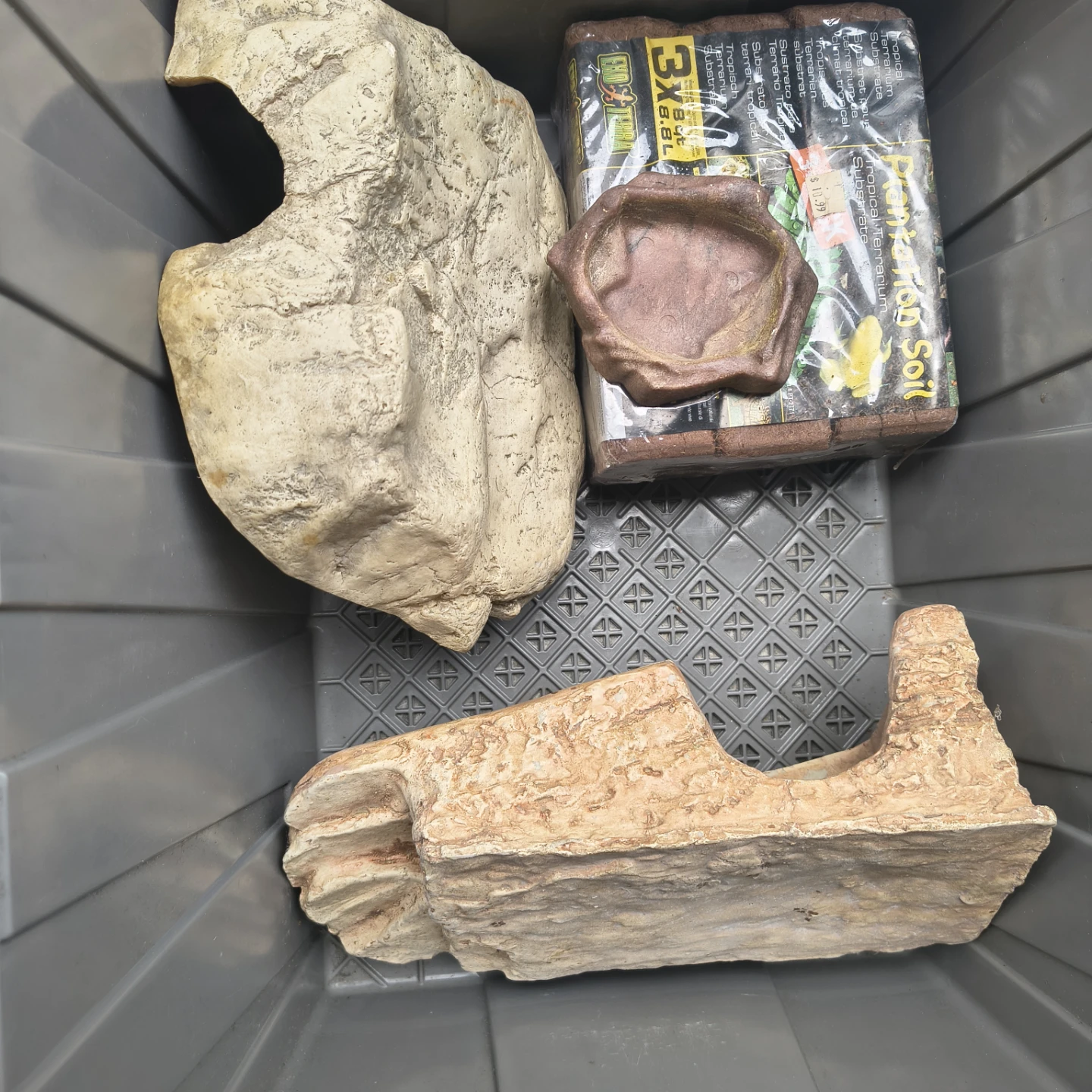 Reptile terrarium supplies lot - photo 2
