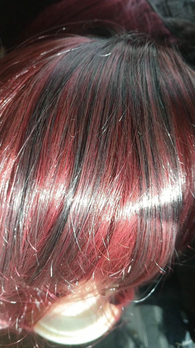 Burgundy and Black Wavy Synthetic Wig - photo 5