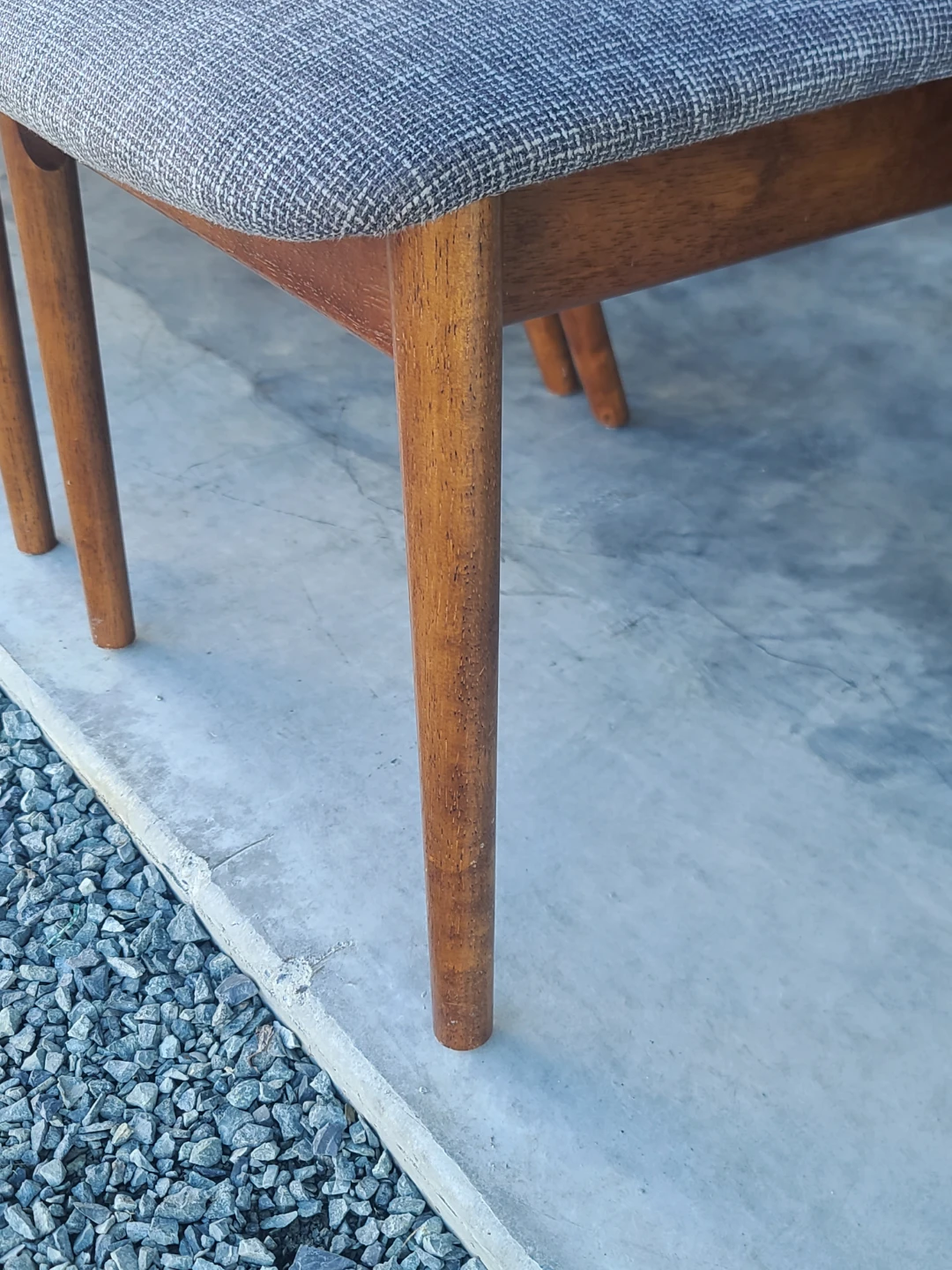 Set of 4 Mid-Century Style Dining Chairs - photo 5