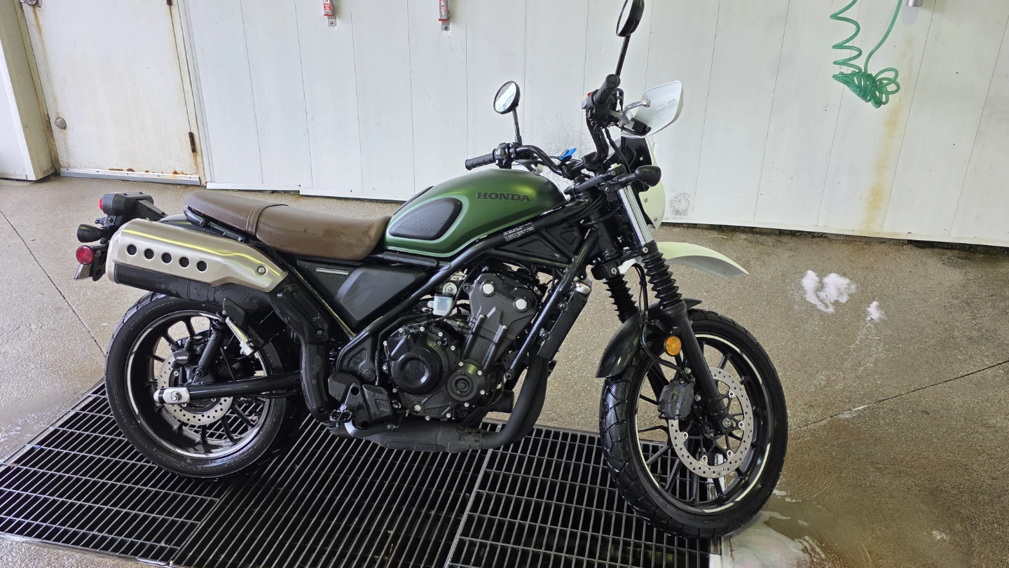 2023 Honda SCL500 Scrambler - priced to go before season ends - photo 2