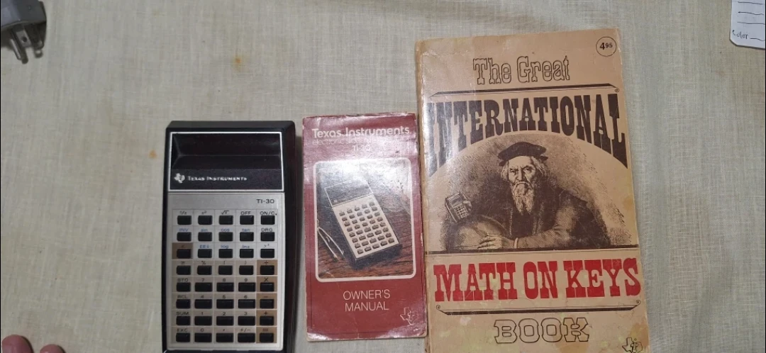 Vintage Texas Instruments TI-30 Calculator - photo 2