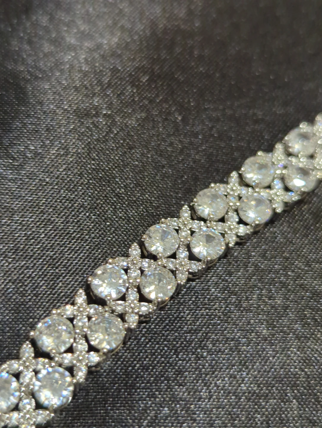 Silver-tone crystal tennis bracelet - photo 2