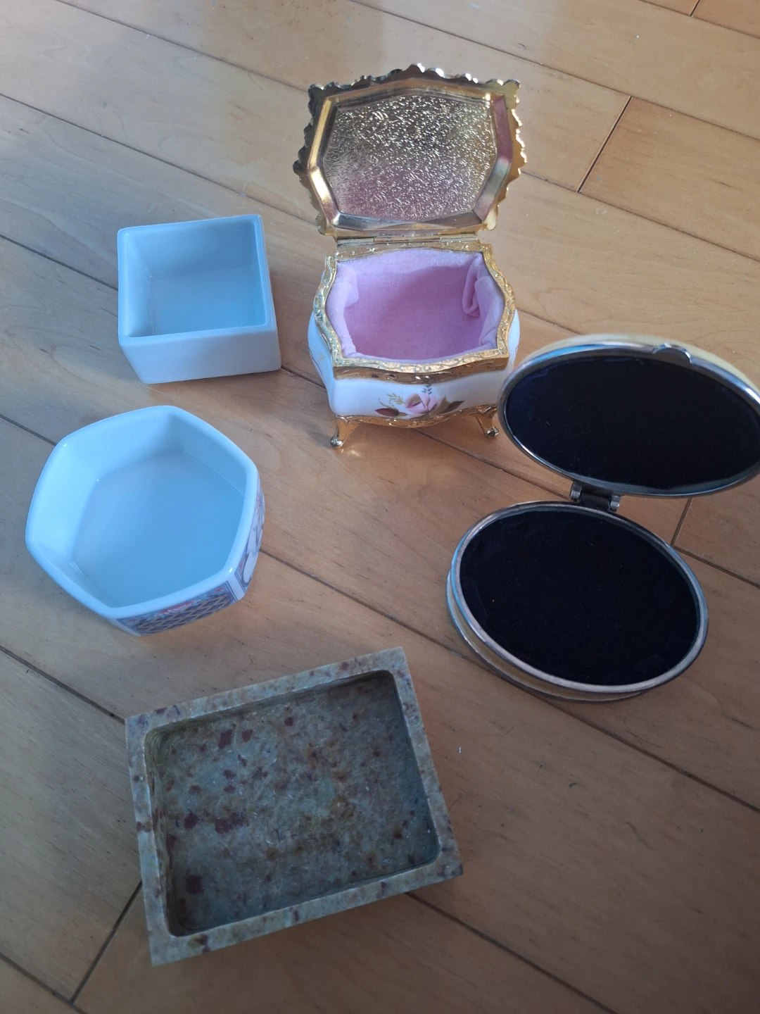 Vintage Decorative Trinket Boxes - photo 4