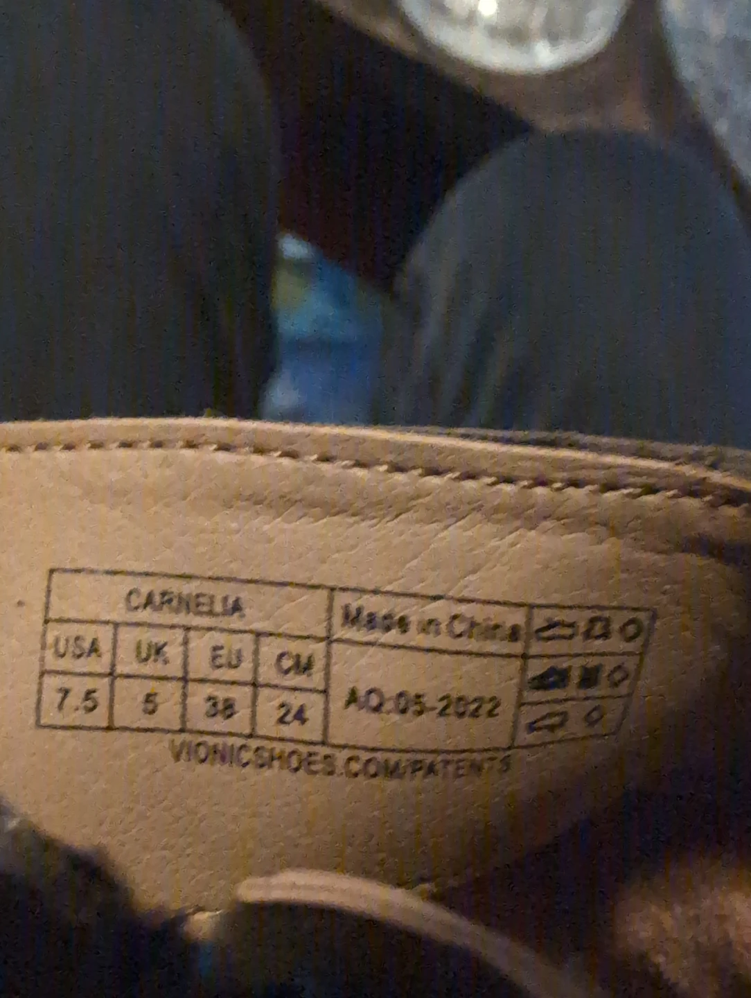 Leather Vionic Carnelia Ankle Boots - Size 7.5 - photo 5