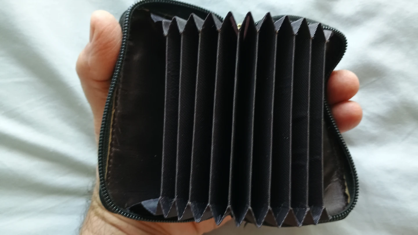 Black Accordion Card Holder