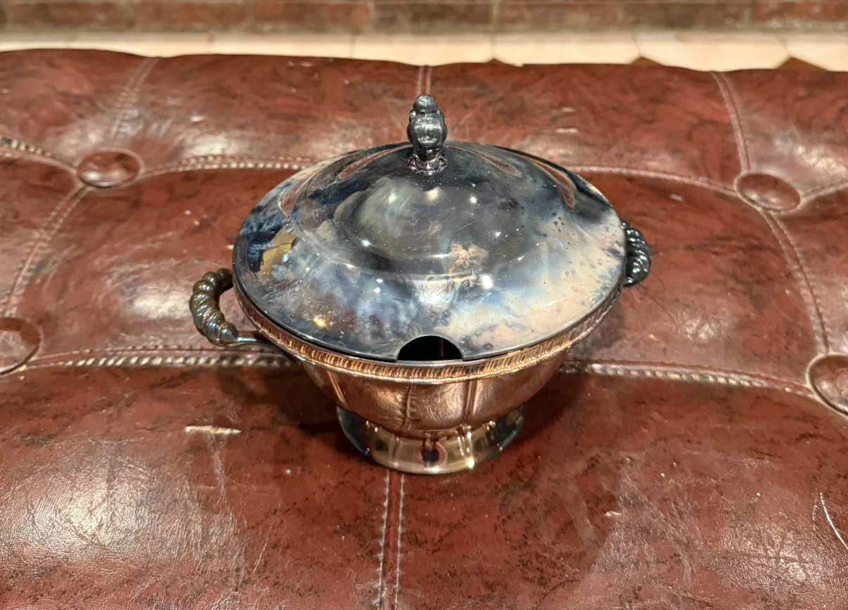 Wm. A. Rogers Silver Plated Lidded Bowl - photo 2