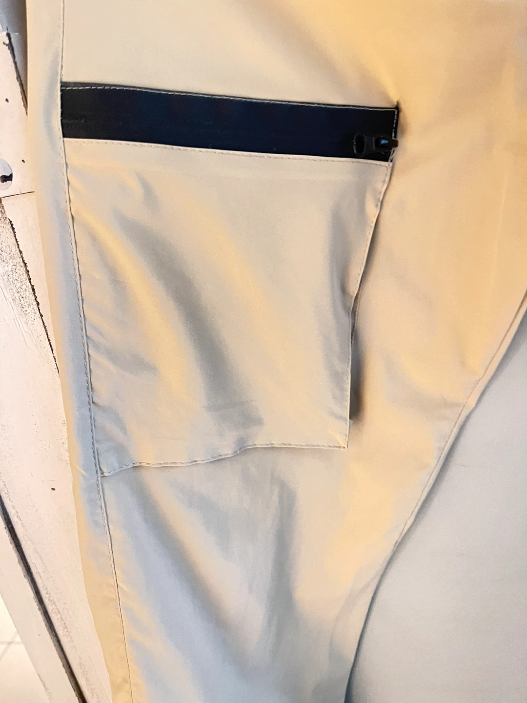 Beige Cargo Joggers said XL but comes smaller like large - photo 5