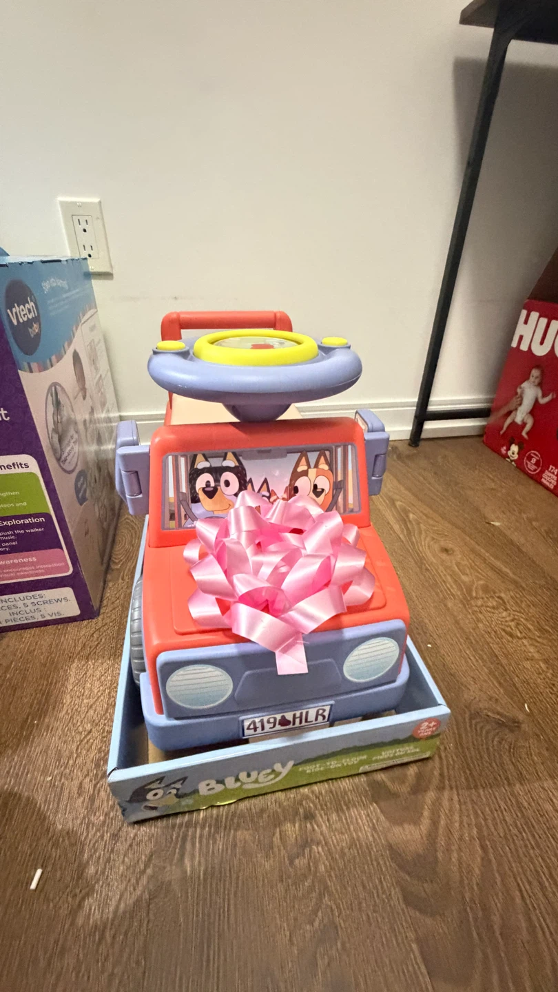 Bluey Foot-to-Floor Ride-On Toy
