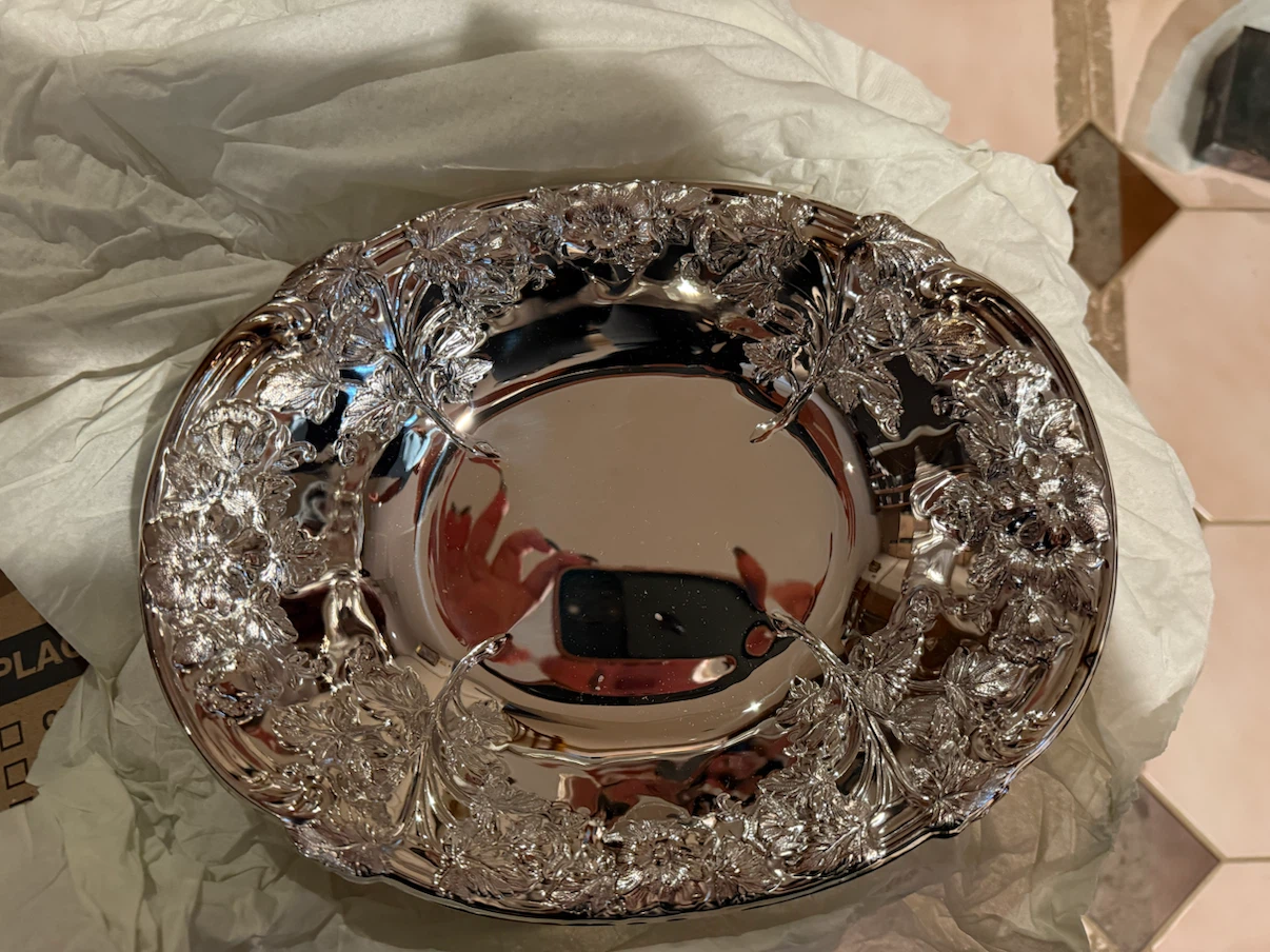Wm A. Rogers Silver Plated Floral Bowl - photo 2