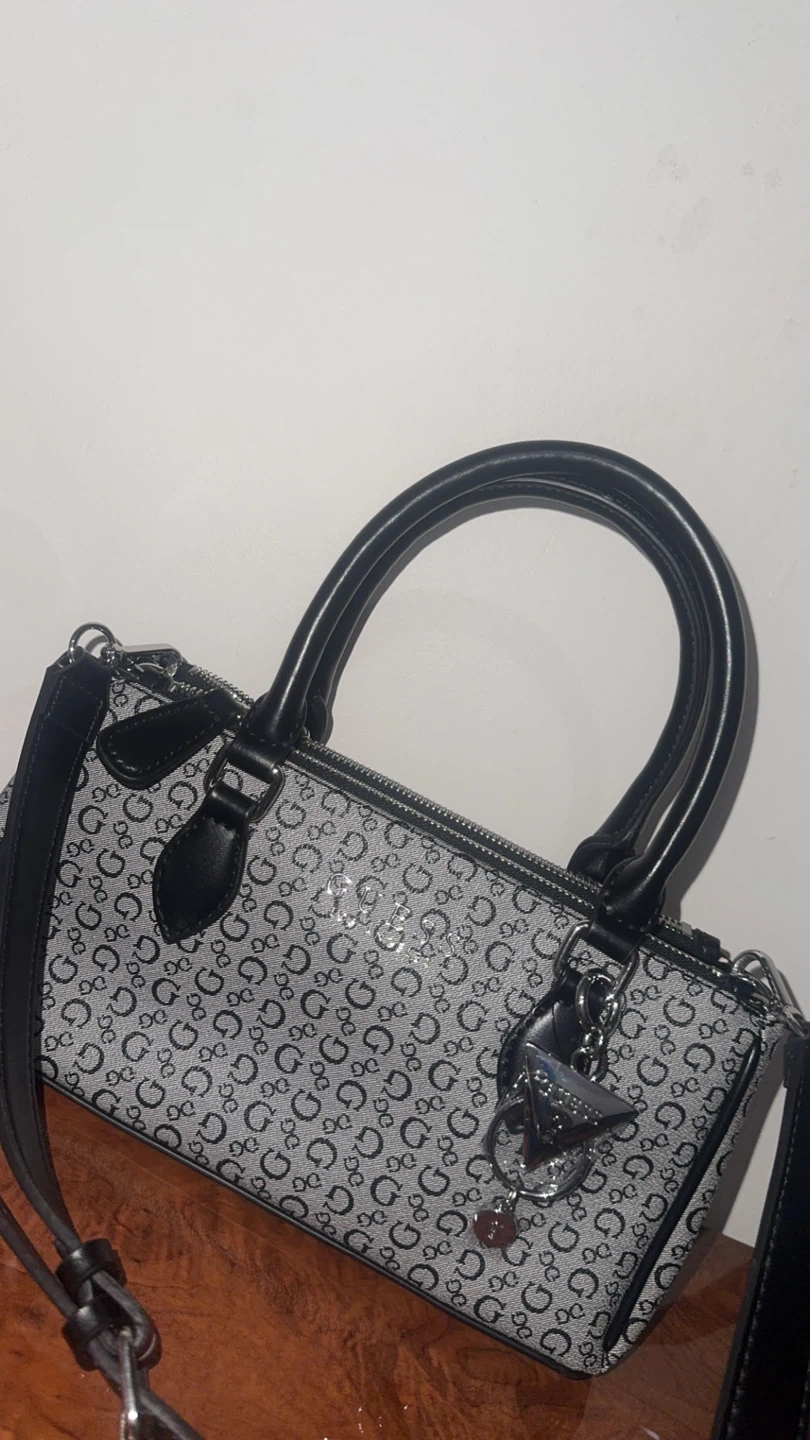 GUESS  Handbag