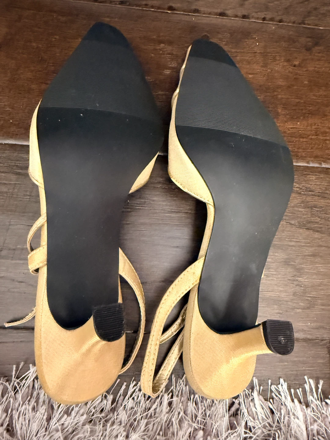 New  Gold Slingback Heels size 6 - photo 5